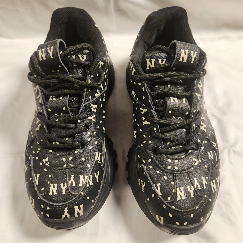 New York Yankees Sneakers Womens 7.5 Black MLB Baseball Big Ball Chunky A MLB